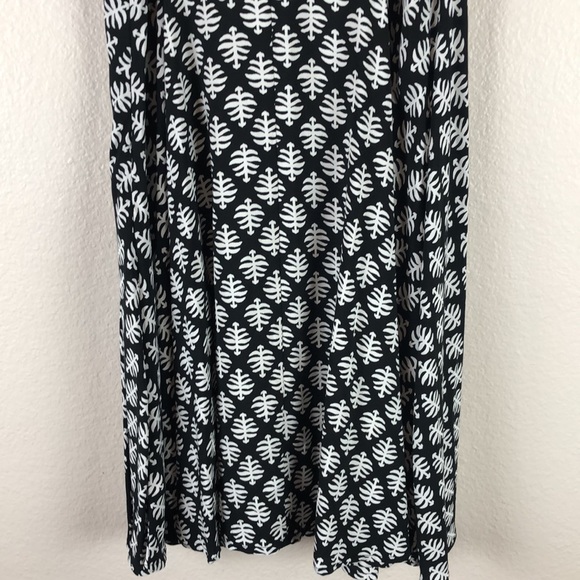 Old Navy Smocked Back Cami Dress White Black Print Sz M - Picture 6 of 9